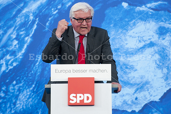 Martin Schulz Campaigns For European Parliament at Alexanderplatz