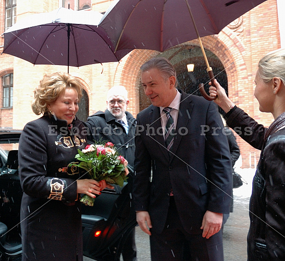 Klaus Wowereit receives the director of the Russian Federation