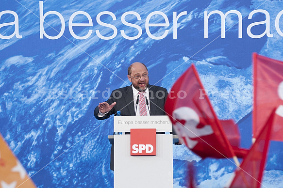 Martin Schulz Campaigns For European Parliament at Alexanderplatz