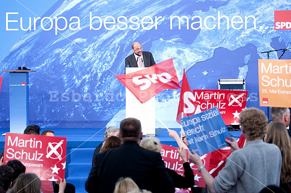 Martin Schulz Campaigns For European Parliament at Alexanderplatz